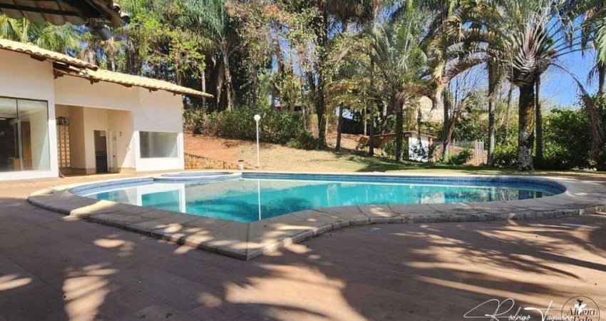Casa térrea à venda no Aldeia do Vale com 4 suítes, lazer completo e vista privilegiada