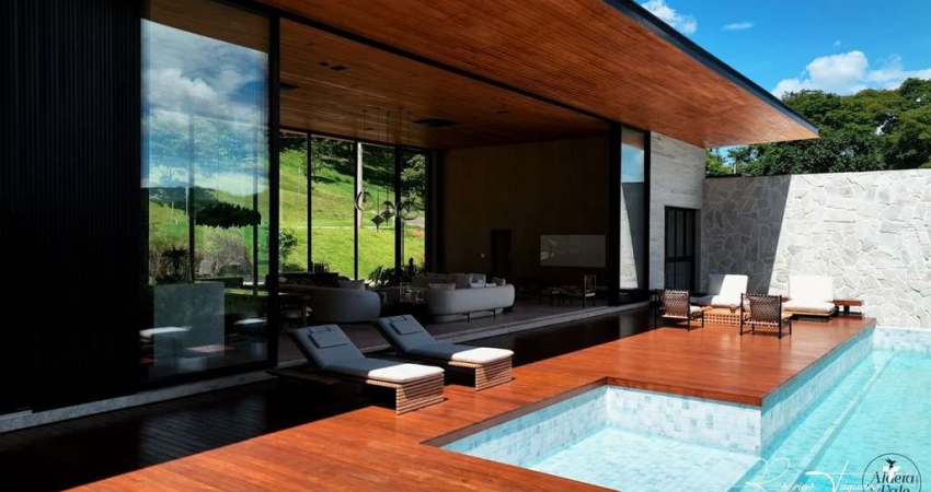 Casa mobiliada à venda no Aldeia do Vale com 4 suítes, vista espetacular e lazer completo