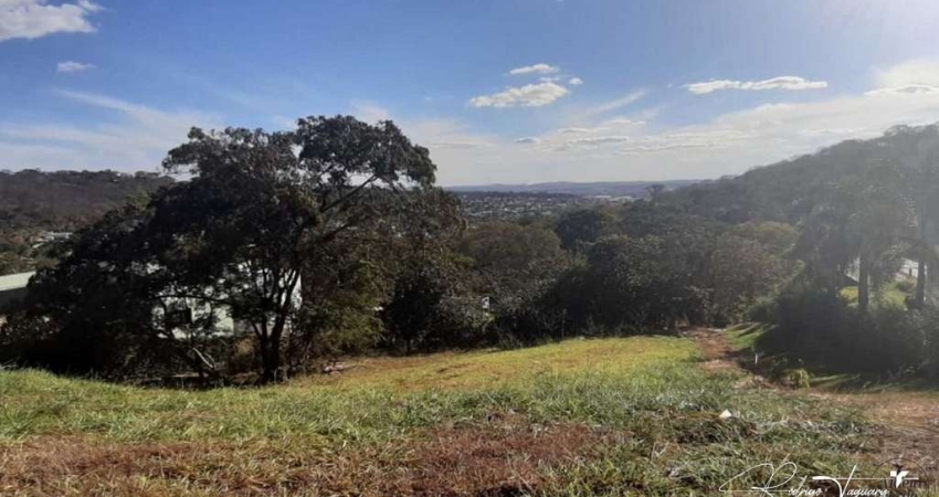 Terreno à venda no Aldeia do Vale com vista espetacular e localização privilegiada