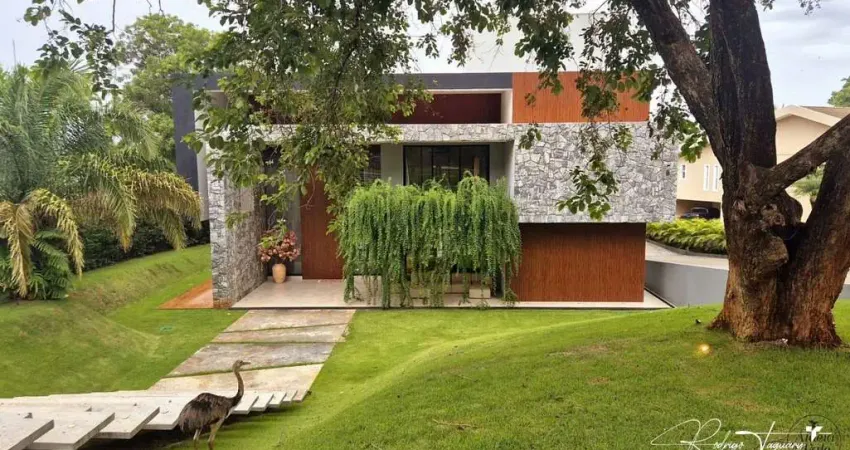 Aldeia do Vale – Casa de altíssimo padrão com 6 suítes, elevador e lazer completo
