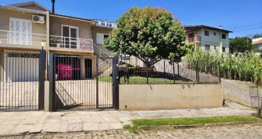 Casa com 2 quartos à venda na Rua Raymundo Danieli, 85, São Francisco, Garibaldi