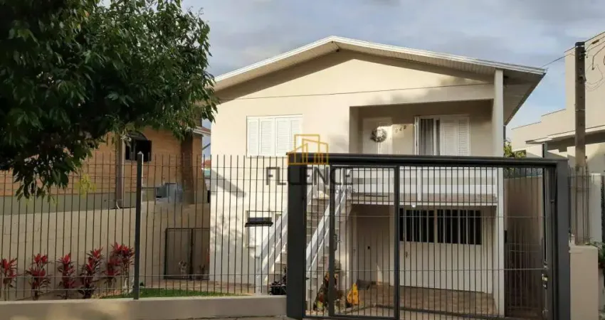 Casa à venda, 3 quartos, 1 vaga, Centro - Carlos Barbosa/RS