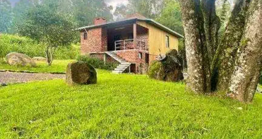 Sítio à venda, 2 quartos, 2 vagas, Linha Vitória - Carlos Barbosa/RS