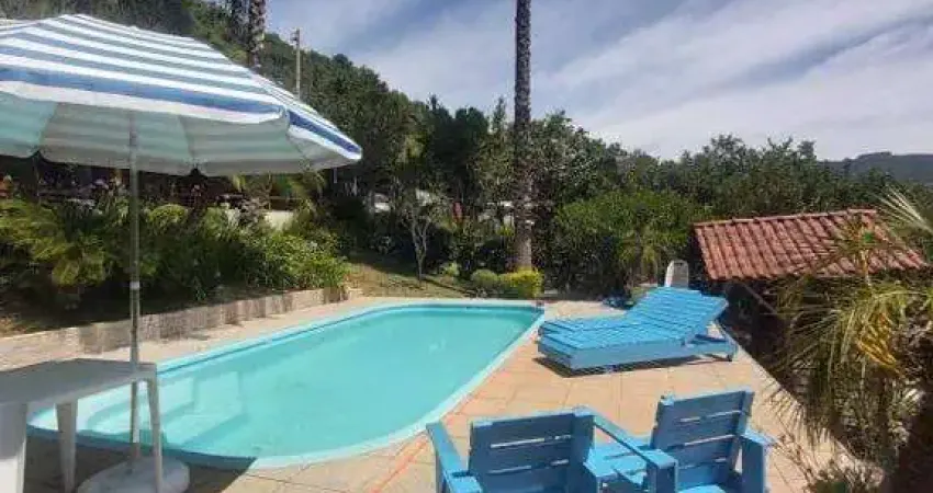 Sítio espetacular com piscina/lugar incrível
