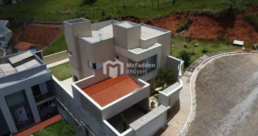 Casa com 3 quartos à venda na Rua Doutor José Resek, 67, Pinheirinho, Itajubá