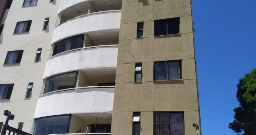 Apartamento á venda 2 quartos, lavabo, varanda no Acupe de Brotas