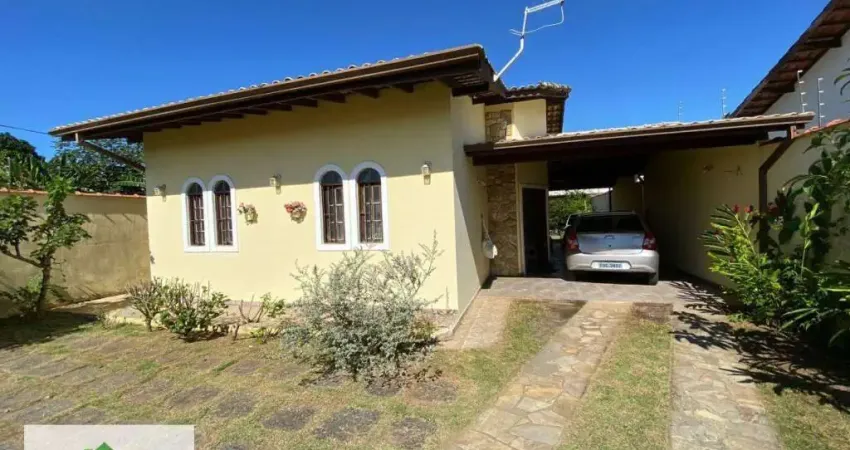 Casa com 3 dormitórios à venda, 120 m² por R$ 800.000,00 - Jardim Britânia - Caraguatatuba/SP