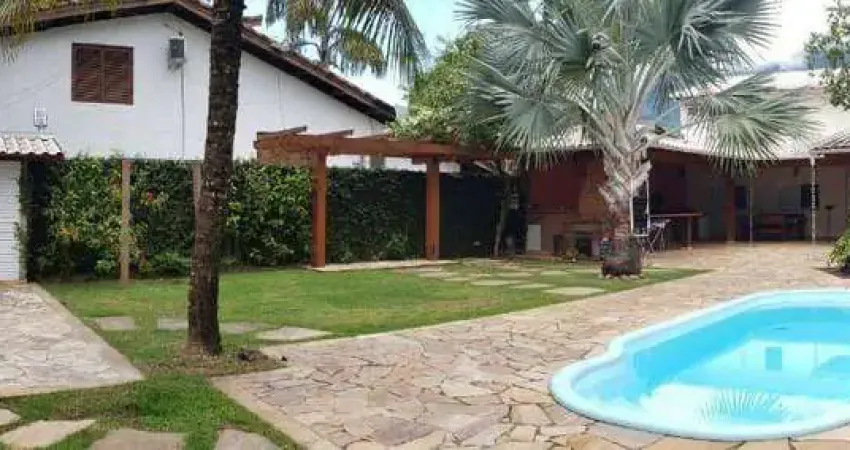 Casa com 3 dormitórios à venda, 210 m² por R$ 2.000.000,00 - Guaecá - São Sebastião/SP