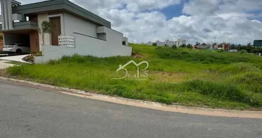 Terreno de esquina 304m2 com vista para a mata à venda em Condomínio Indaiatuba