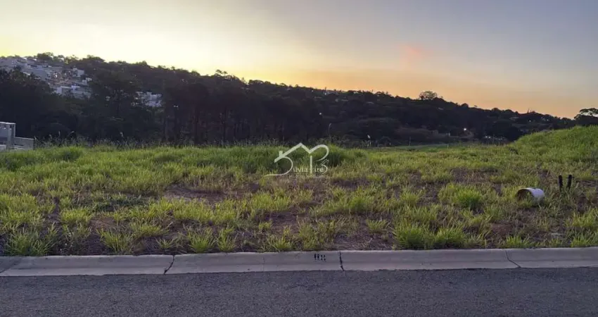 Terreno com 300m2 à venda no Condomínio Casa do Lago em Indaiatuba liberado