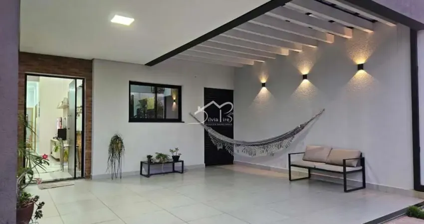 Linda Casa à venda no condomínio fechado Park Real em Indaiatuba
