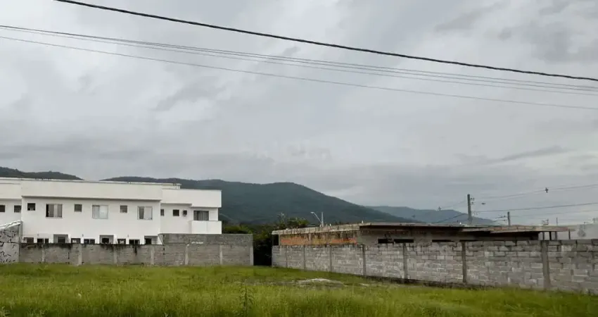 Terreno em condomínio fechado à venda na Rua Maria Saturnina de Jesus, Forquilhas, São José
