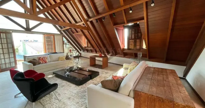 Casa em condomínio fechado com 3 quartos para alugar na Rua Araranguá, Centro, Florianópolis