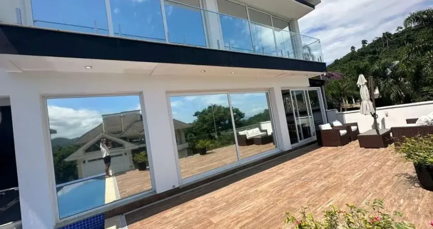 Casa em condomínio fechado com 4 quartos à venda na Servidão Natalicia Pereira, João Paulo, Florianópolis