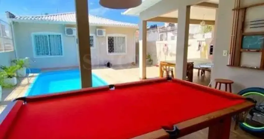 Casa em condomínio fechado com 3 quartos à venda na Rua Irmã Bonavita, Capoeiras, Florianópolis