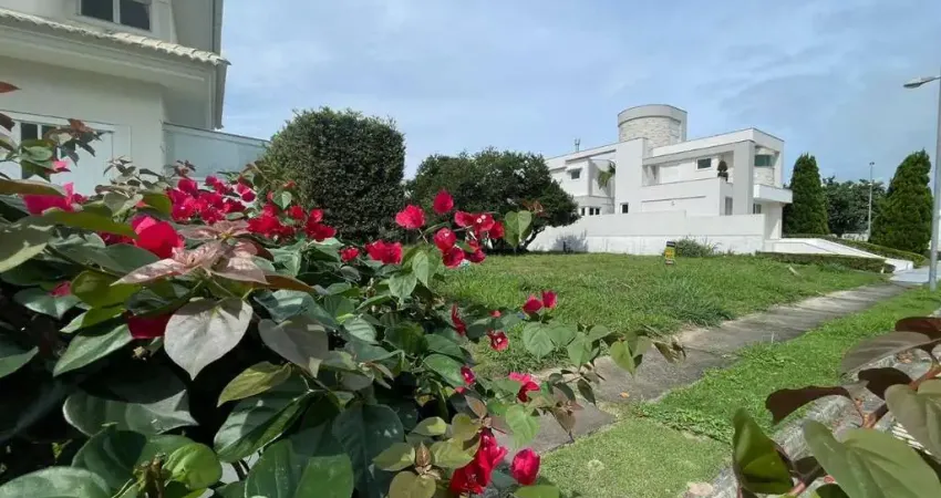 Terreno em condomínio fechado à venda na Rua dos Bagres, Jurerê Internacional, Florianópolis