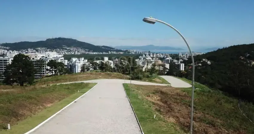 Terreno em condomínio fechado à venda na Rua Rodrigo Rampinelli Jeremias, Itacorubi, Florianópolis