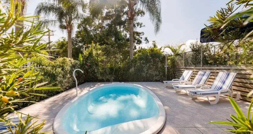 Prédio com 1 sala à venda na Avenida dos Coqueiros, Daniela, Florianópolis