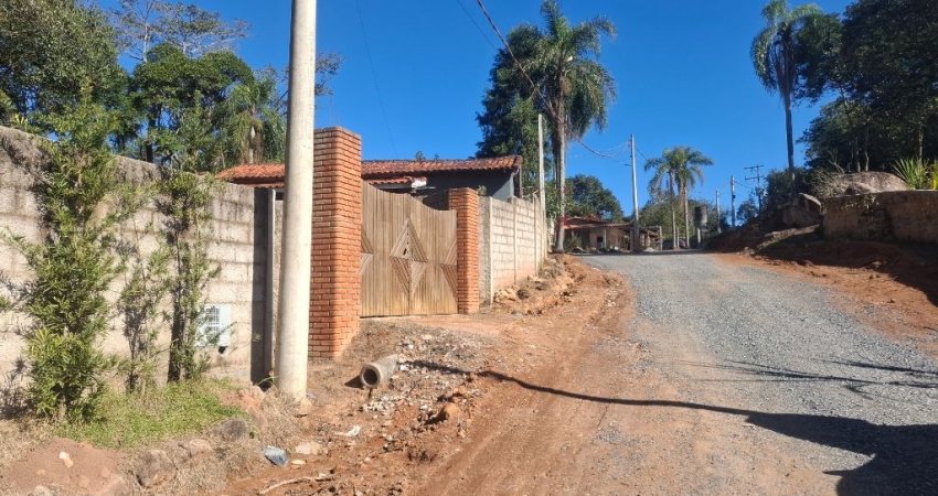 Lindo  terreno   para formação de chacaras em Ibiuna SP