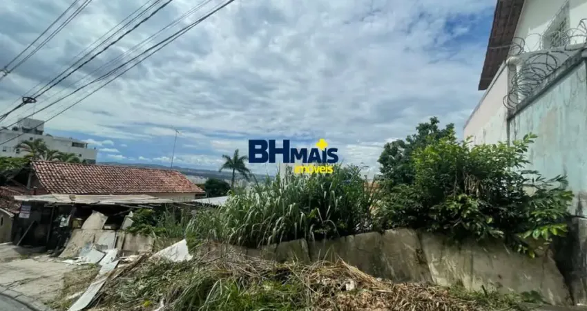 Terreno à venda na Rua Apucarana, 1, Ouro Preto, Belo Horizonte