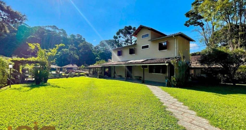 Casa com 5 dormitórios à venda, 120 m² por R$ 850.000,00 - Albuquerque - Teresópolis/RJ