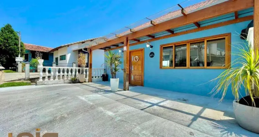 Casa à venda, 152 m² por R$ 795.000,00 - Albuquerque - Teresópolis/RJ