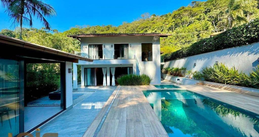 Casa com 4 dormitórios à venda, 177 m² por R$ 3.335.000,00 - Comary - Teresópolis/RJ