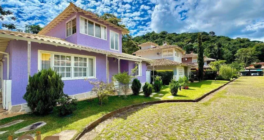 Casa com 3 dormitórios à venda, 128 m² por R$ 850.000,00 - Albuquerque - Teresópolis/RJ