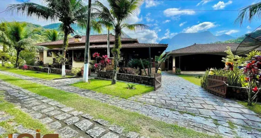 Casa com 4 dormitórios à venda, 342 m² por R$ 930.000,00 - Limoeiro - Guapimirim/RJ