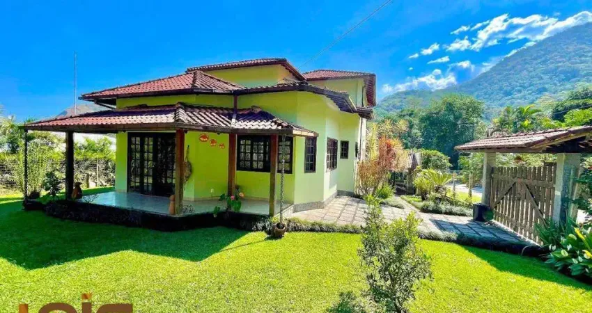 Casa com 3 dormitórios à venda, 232 m² por r$ 880.000,00 - limoeiro - guapimirim/rj