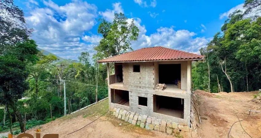 Casa com 4 dormitórios à venda, 250 m² por r$ 980.000,00 - quebra frascos - teresópolis/rj