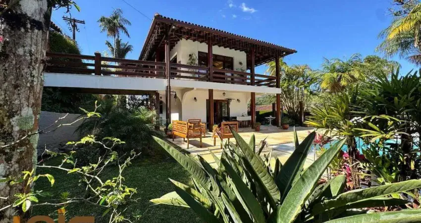 Casa de alto padrão à venda na granja comary – gleba vi com vista para o lago e a cbf