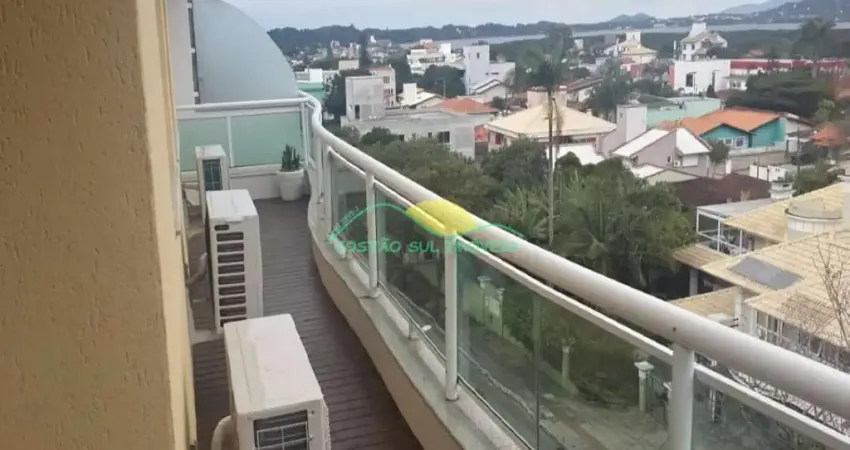 Apartamento de Cobertura, financiável, com 3 quartos (1 suíte) ,piscina e linda vista para Lagoa da