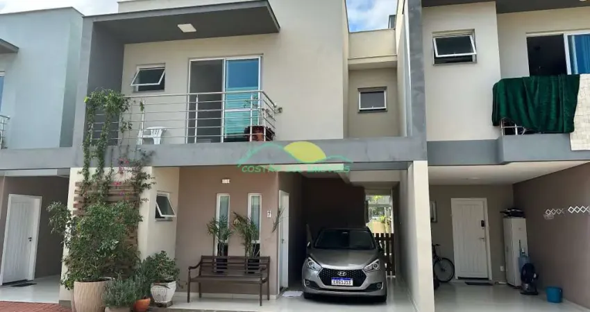 Linda Casa 3 quartos com suíte em Condomínio Fechado com ótima infraestrutura no Portal do Ribeirão