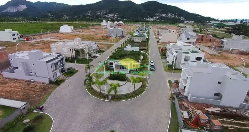 ÚLTIMO LOTE DE 187M² Á VENDA, Garden Condomínio Clube, Deltaville – Biguaçu/SC | A apenas 800 metro