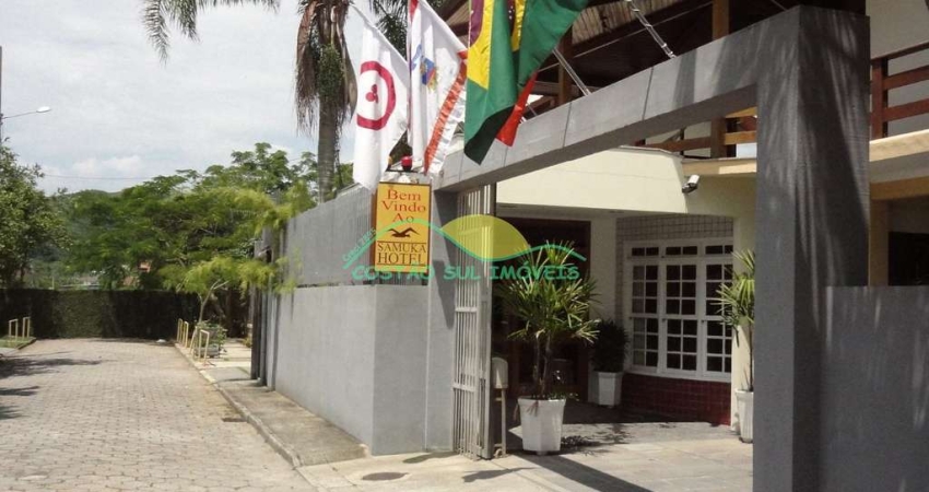 Hotel próximo a Lagoa e da Praia da Joaquina e Praia Mole, com 45 unidades habitacionais na Lagoa d