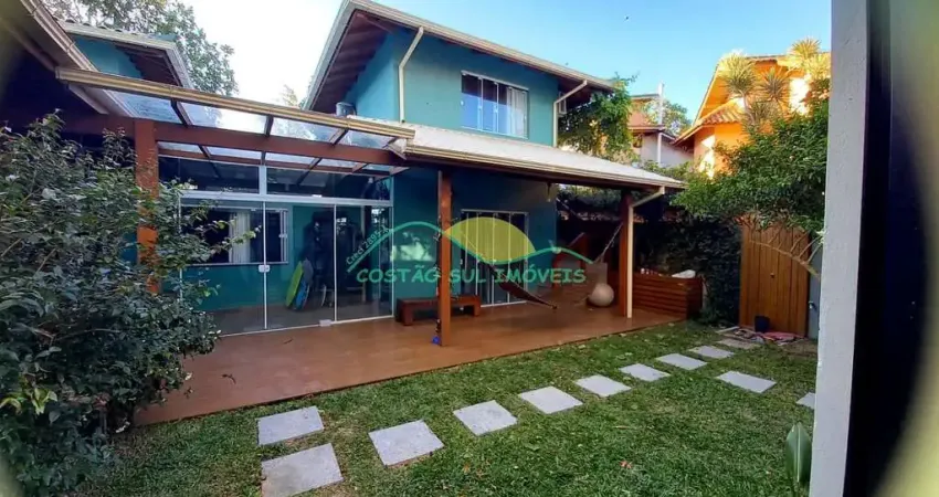 Excelente Oportunidade de Investimento - 3 Casas e 1 Cobertura em Terreno Único Casa à venda, Rio T
