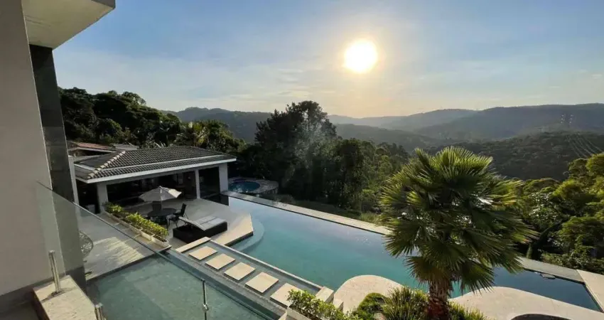 Casa com 5 dormitórios à venda, 1000 m² por R$ 7.300.000,00 - Serra da Cantareira - Mairiporã/SP