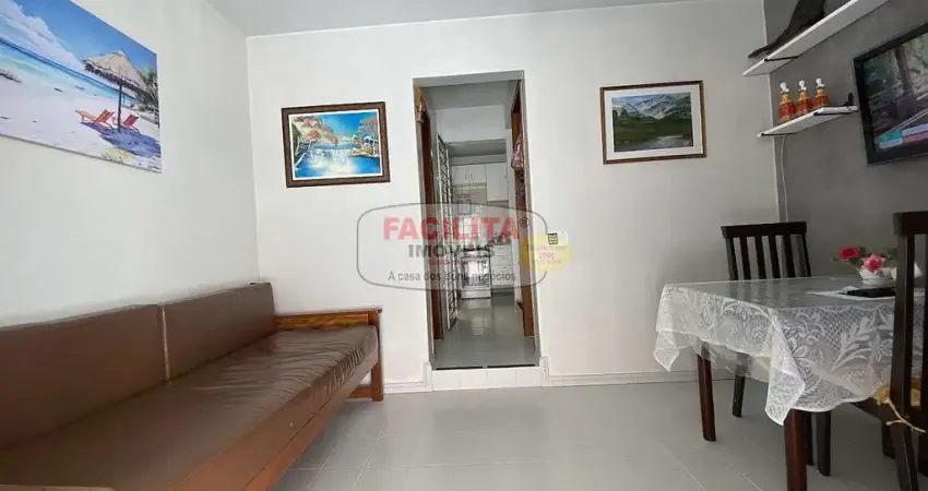 Sobrado com 02 quartos, apenas 03 quadras da praia e do palco do verão maio paraná