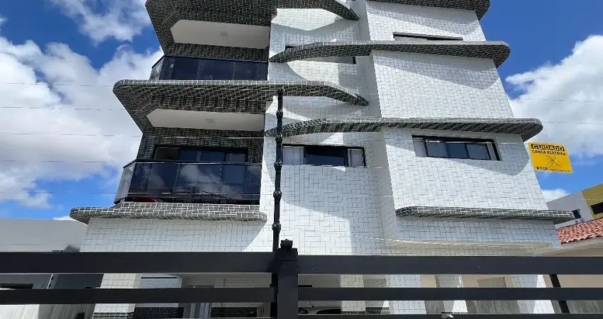 Apartamento com 3 quartos e área privativa na cobertura