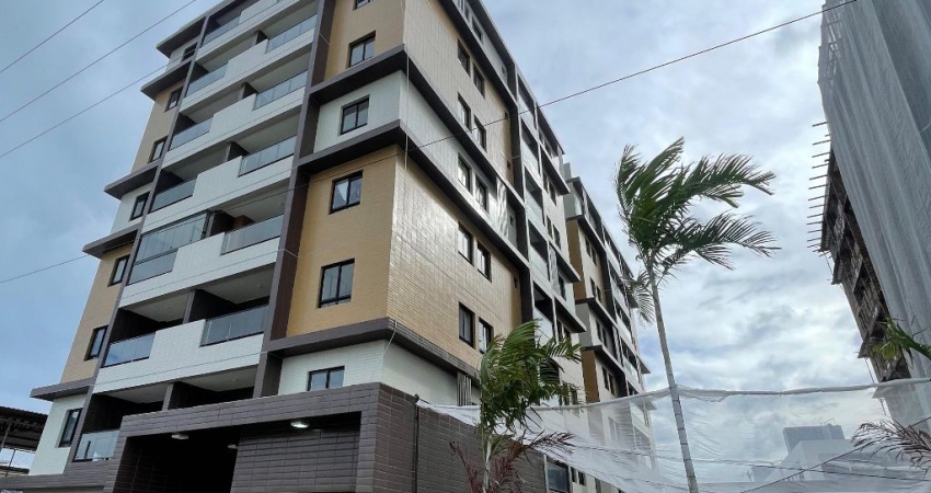 Apartamento na Praia do Poço 2 quartos sendo 1 suite e porteira semi-fechada