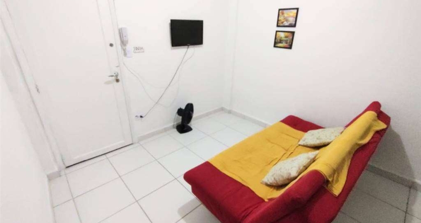 KITNET, 100 METROS DA PRAIA, 30 m² de área útil, Bairro: BOQUEIRÃO.