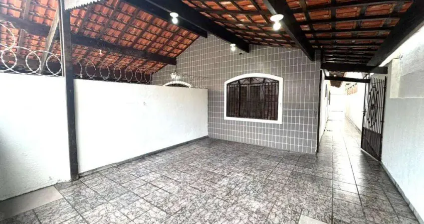 CASA c/ 3 Dorm sendo 1 SUÍTE, 71,20 m² de área útil. BAIRRO: GUILHERMINA.