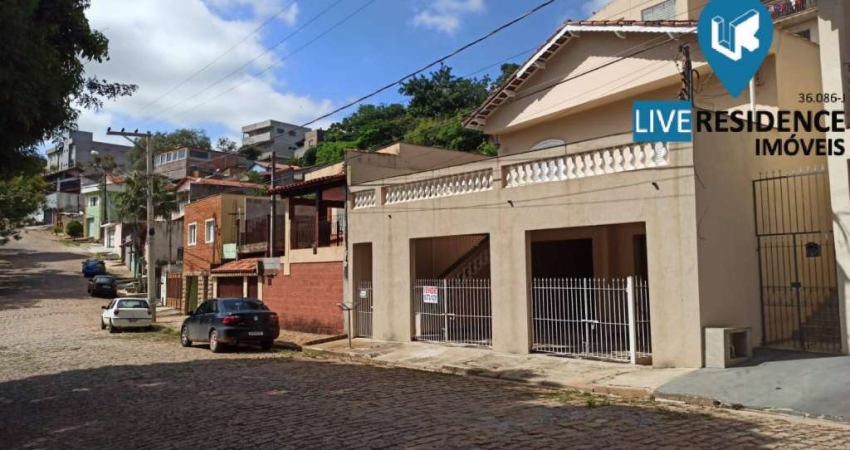 Casa Residencial em Itatiba, SP - Amplo Terraço e Localização