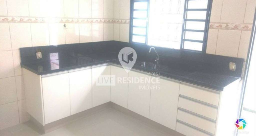 Casa à venda no Jardim Santa Filomena em Itatiba/SP com 3 dormitórios