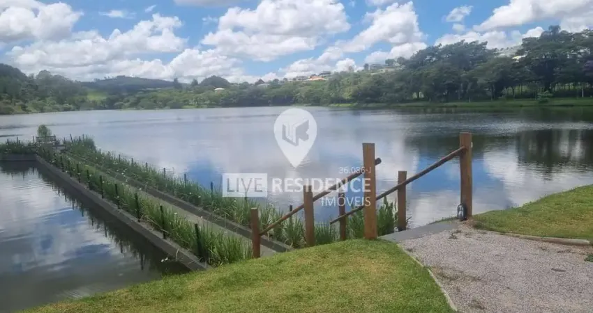 Terreno em condomínio fechado à venda no Residencial Terras Nobres, Itatiba 