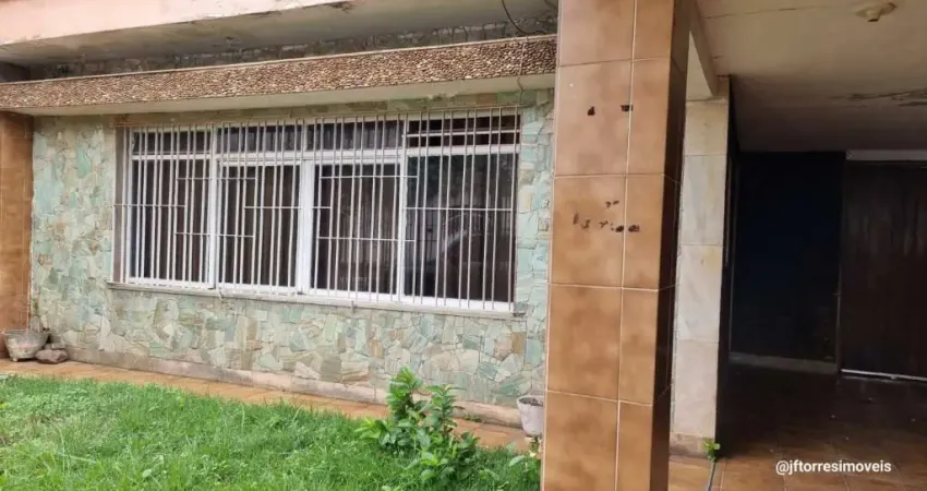 Casa - Padrão, para Venda em São Paulo/SP