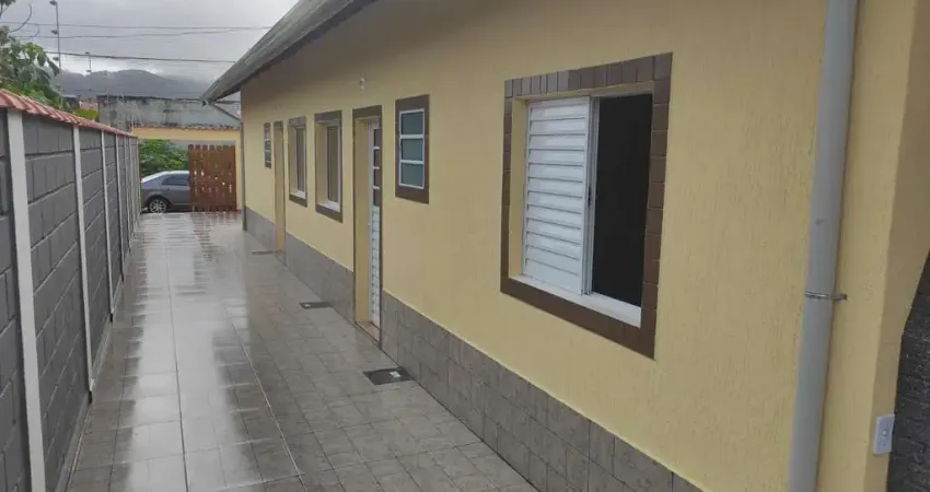 Casa com 2 quartos à venda no Jardim Magalhães, Itanhaém 