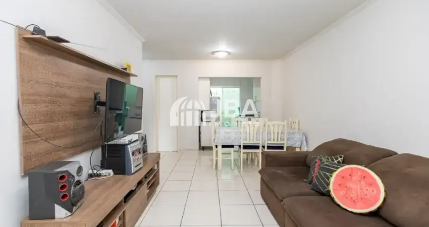 CASA TERREA COM ATICO NO CAJURU
