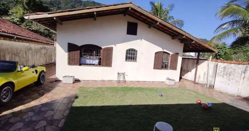 Casa com 3 dormitórios à venda, 159 m² por R$ 850.000,00 - Jardim Guaiuba - Guarujá/SP